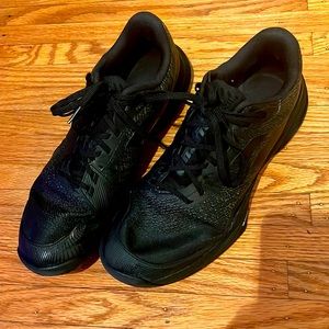Babolat matryx tennis shoes size 12.5